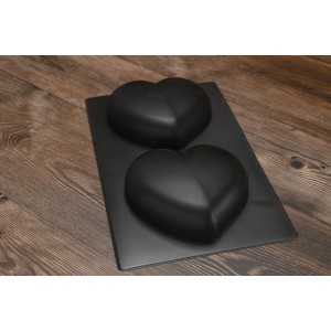 01689 Big Plastic Heart-Shaped Domed Hoops 
